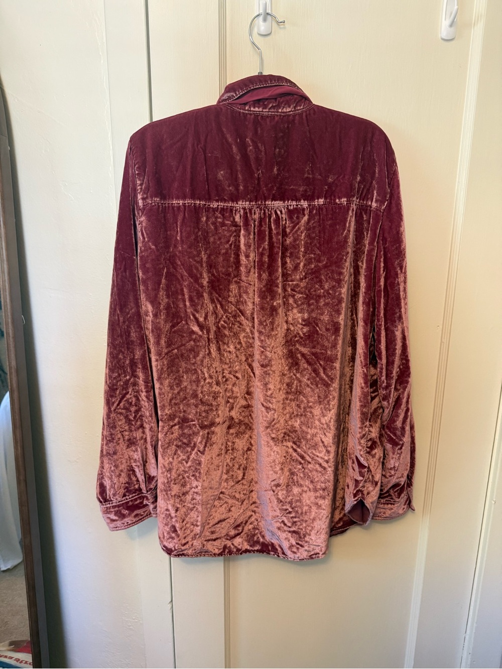 Pilcro Velvet Button-Front Shacket in Mauve - Picture 2 of 3